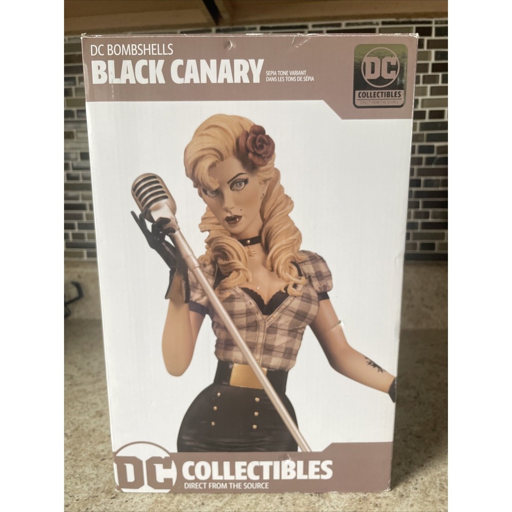 DC Bombshells‎ Black Canary Sepia Tone Variant Statue by DC Direct